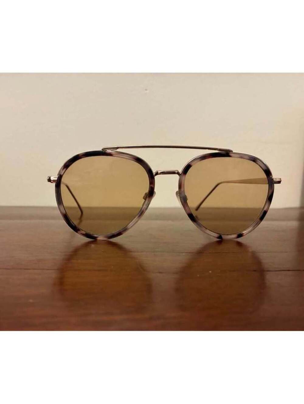 Throwin' Shade Tortoise Shell Aviator Sunglasses